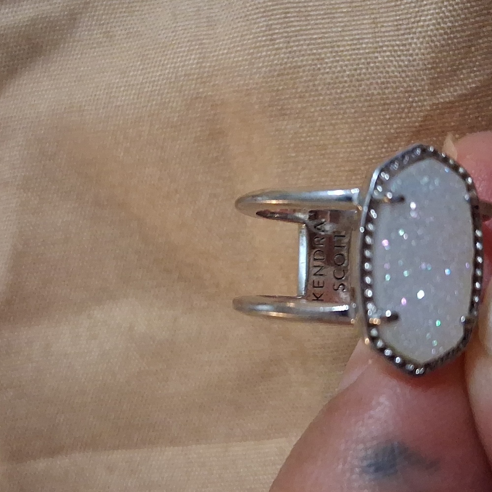Kendra Scott Elyse Ring - Picture 3 of 3